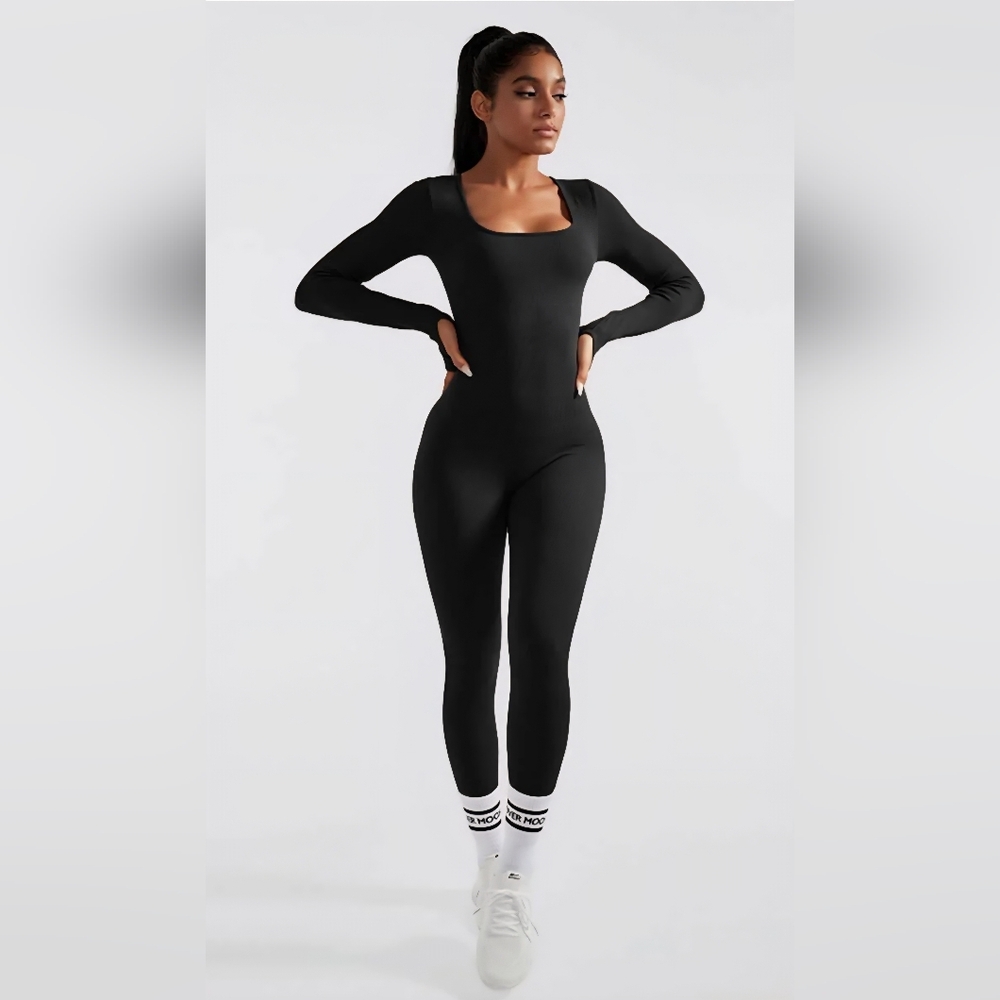 MOOSLOVER- Black Ribbed Long Sleeve Seemless Jumpsuit